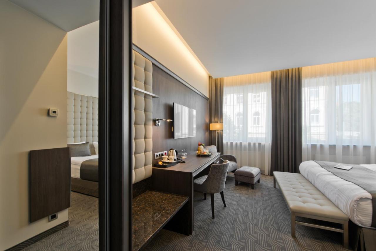 Congress Avenue Hotel VNO