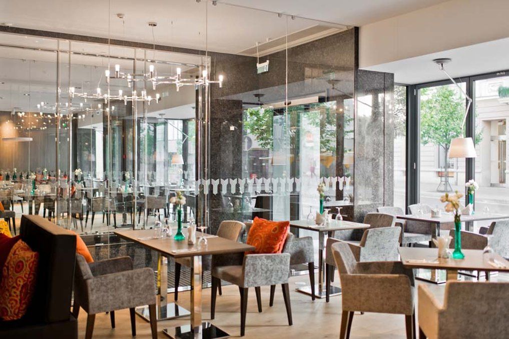 Hotel Congress Avenue 4*